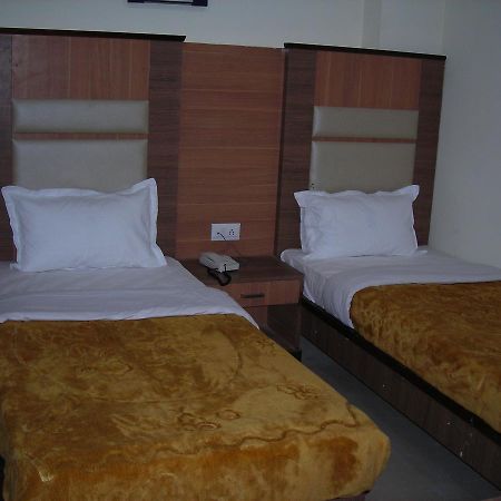 Hotel Dolphin Raipur  Exterior photo